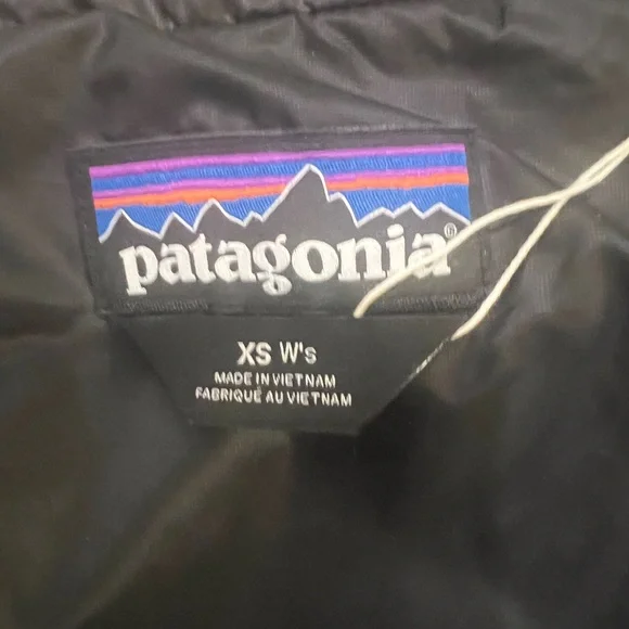 NWT Patagonia Nano Puff Women’s insulated Jacket